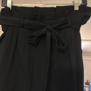 PAPERBAG TIE WAIST black straight leg pants. Size XL- have a lot of stretch. New